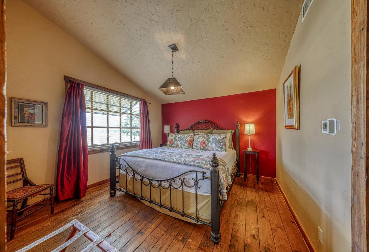 Historic Rocky Hill Apartman Fredericksburg Kültér fotó